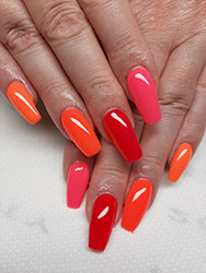 Porcelán műköröm 20240605_155202.jpg [Készült: 2024. 06. 05. - samsung SM-A505FN]